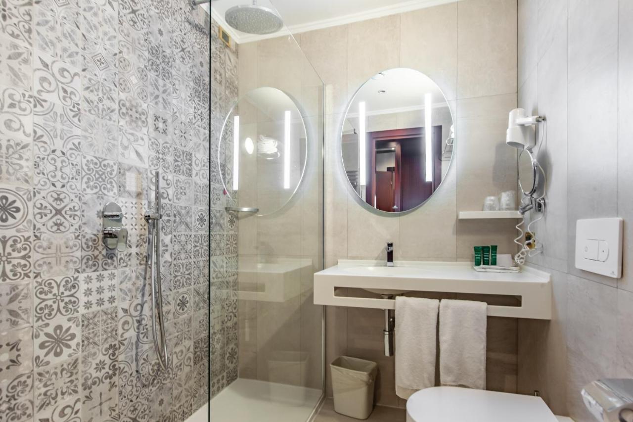 Hotiday Hotel Milano Turro Екстер'єр фото